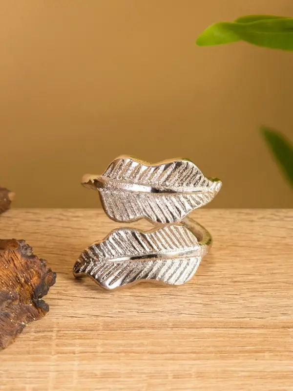 Кольцо для салфеток &laquo;Листья&raquo;, 5&times;5&times;5 см, алюминий