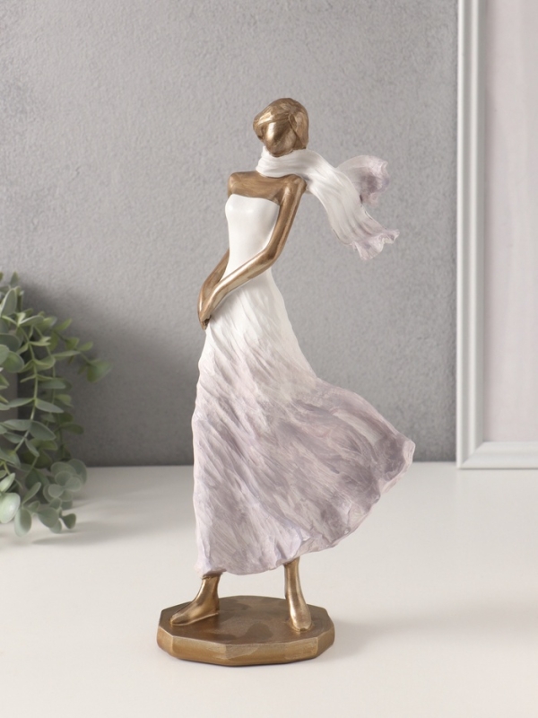 Сувенир полистоун "Девушка в платье с шарфом. Ветер" 16х9,5х33 см