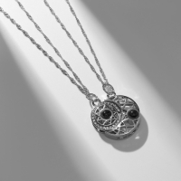 Кулоны &laquo;Неразлучники&raquo; на магните, проектор, полумесяц, цвет чёрный в серебре, 45 см