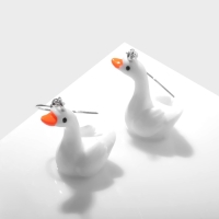 Серьги &laquo;Гуси&raquo;, цвет бело-оранжевый в серебре