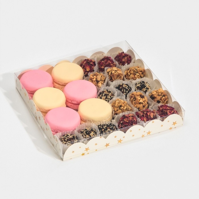 Коробка для кондитерских изделий с PVC крышкой &laquo;Елка&raquo;, 21 х 21 х 3 см