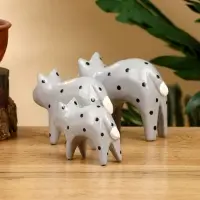 Набор сувенирный &laquo;Кошки&raquo;, h=9 см, h=8 см, h=6.5 см, дерево, серый