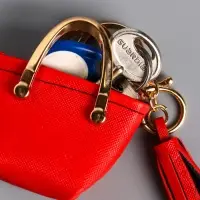 Брелок кожзам с карабином, с кистью "Сумка тоут" красная 6,5х3х7 см