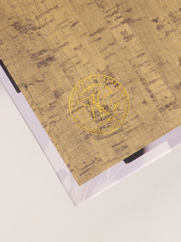 Сейф-книга дерево кожзам "Стиль и мода" 21х13х5 см