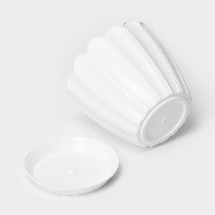 Горшок для цветов с поддоном &laquo;Хризантема&raquo;, 0,6 л, d=11 см, h=9,5 см, цвет белый