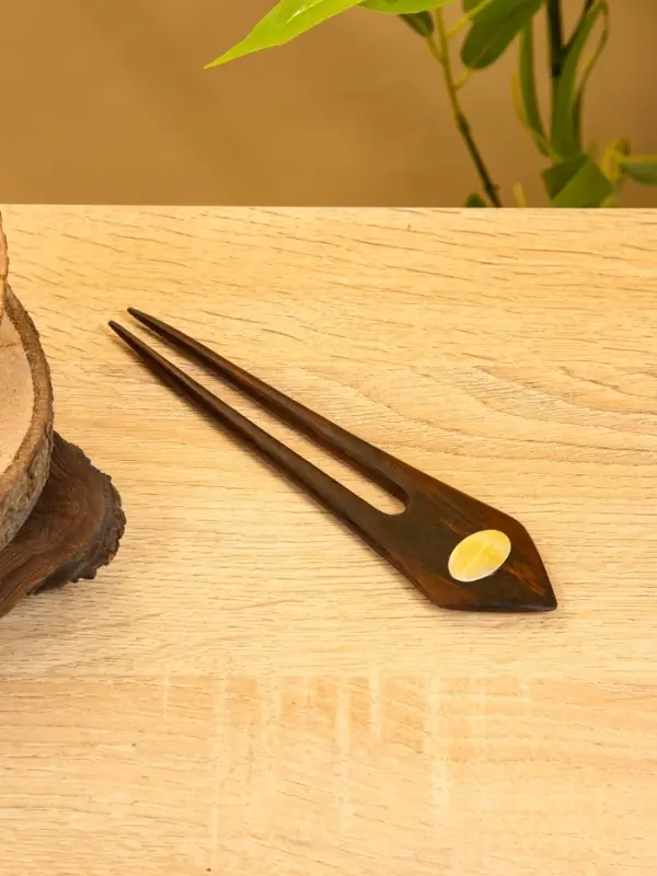 Заколка для волос фигурная, дерево Соно, ракушка, 17х4 см, цв. тёмно-коричневый