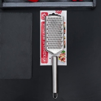 Тёрка для сыра Доляна &laquo;Металлик&raquo;, 24&times;6 см, мелкая, с ручкой, цвет серебристый