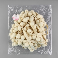 Тесьма декоративная с помпонами, 35 &plusmn; 5 мм, 9,1 &plusmn; 0,5 м, цвет бежевый