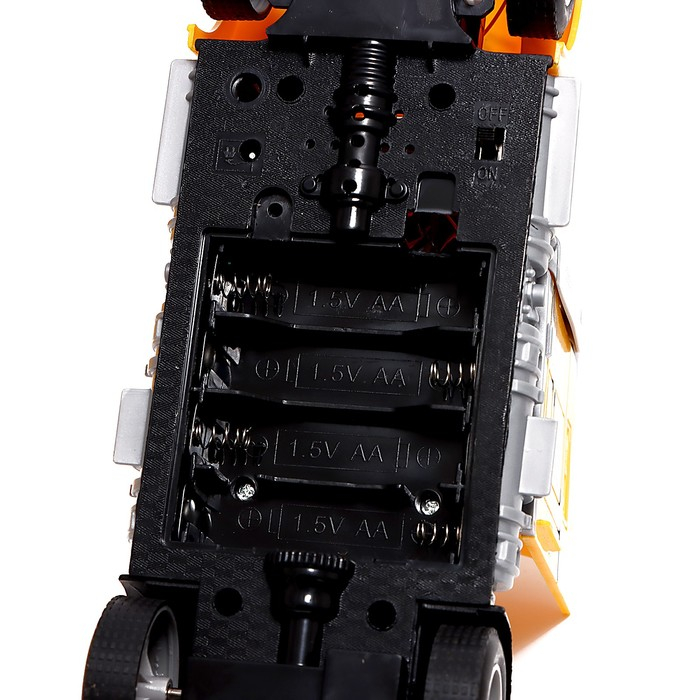 Грузовик радиоуправляемый &laquo;Фура&raquo;, работает от батареек, световые эффекты, МИКС