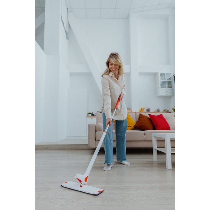 Швабра с отжимом и водосгоном Raccoon, 2 насадки из микрофибры 39&times;12 см, стальная ручка 130 см