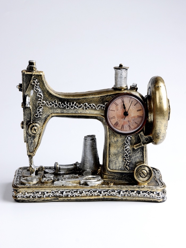 Часы настольные интерьерные, &laquo;Швейная машинка&raquo;, на батарейках, 23.5&times;10.5&times;20 см, d-5.5 см