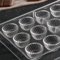 Форма для конфет шоколада KONFINETTA &laquo;Комильфо&raquo;, 28&times;14 см, 21 ячейка, цвет прозрачный