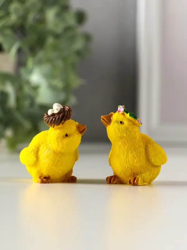 Сувенир полистоун "Цыплёнок в веночке/с гнездом" МИКС 4х3х4 см