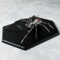 Сувенирное оружие на планшете &laquo;Паук&raquo;