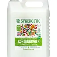 Кондиционер-бальзам для белья Synergetic "Иланг-иланг и вишня", 5 л