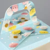 Коробка подарочная пасхальная с окном &laquo;Небесная голубая&raquo; 15&times;15&times;18 см