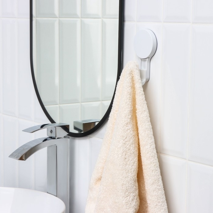 Крючок самоклеющийся Доляна, 12&times;6,5&times;4,7 см, цвет белый