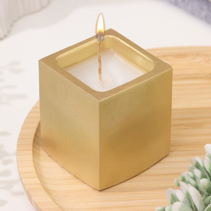 Свеча "Квадрат" в подсвечнике из гипса,5х6см,золото