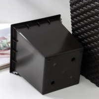 Кашпо для цветов со вставкой &laquo;Ротанг&raquo;, вставка 1,5 л, цвет коричневый