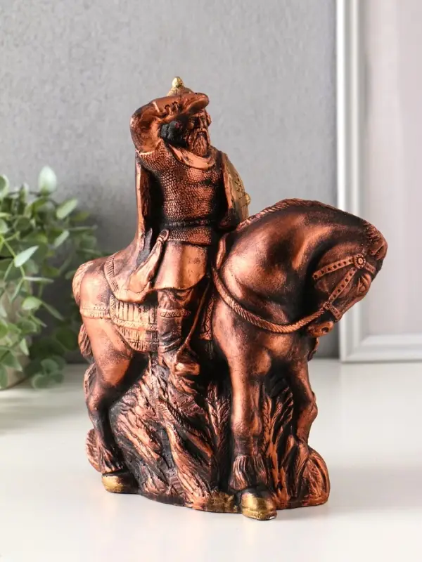 Фигура гипс &laquo;Богатырь на коне&raquo;, 25&times;19&times;11 см