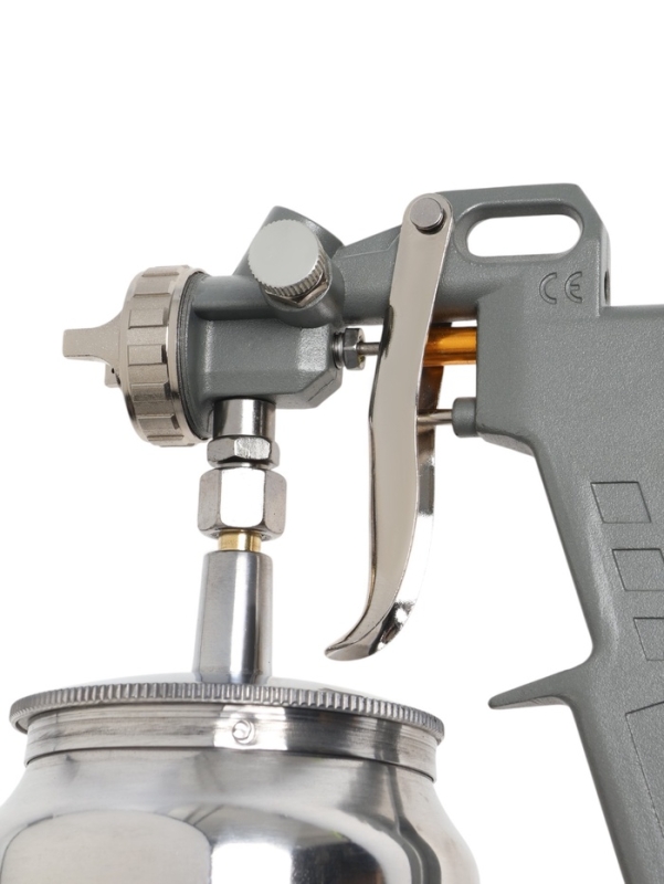 Краскораспылитель пневматический ТУНДРА, до 4 бар, сопло 1.5 мм, нижний бачок 1 л