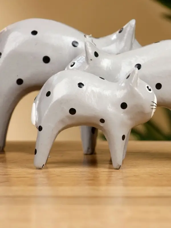 Набор сувенирный &laquo;Кошки&raquo;, h=9 см, h=8 см, h=6.5 см, дерево, серый