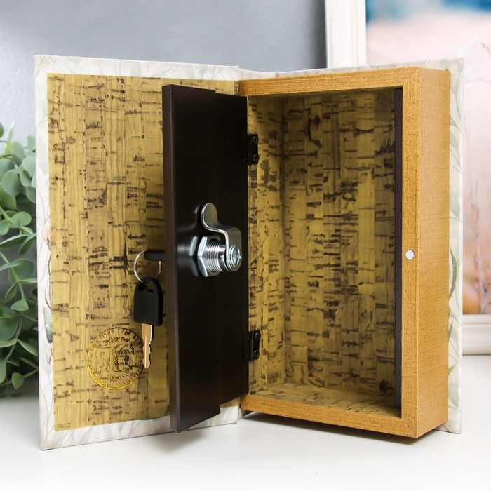 Сейф-книга дерево кожзам "Серый котёнок с цветами" 21х13х5 см