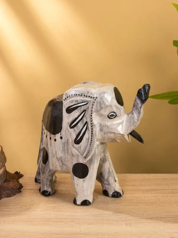 Сувенир "Слоник на прогулке" дерево 11х25х25 см