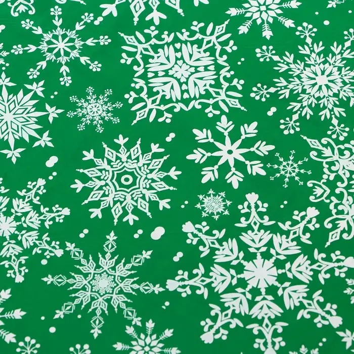 Плёнка упаковочная на Новый год полиграфичная &laquo;Снежинки водят хоровод&raquo;, 100 х 70 см