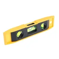 Уровень пластиковый магнитный ТУНДРА, 3 глазка, 150 мм