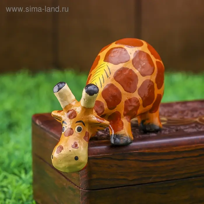 Сувенир дерево "Жираф Стёпа подглядывает" 11х8х4,5 см