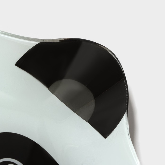 Тарелка стеклянная Доляна &laquo;Пандамэн&raquo;, 14,9&times;12,9 см, цвет белый