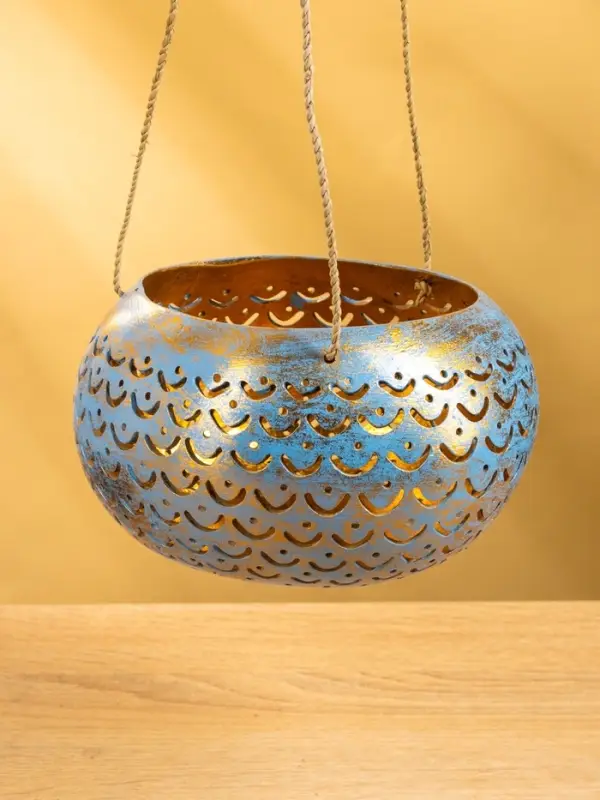 Подсвечник подвесной из кокоса, 14-16 см, сине-золотой
