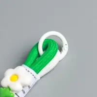 Брелок на карабине "Цветок. Шнур-сетка" двойной шнур 0,7 см бело-зелёный 14,5х2х1,7 см