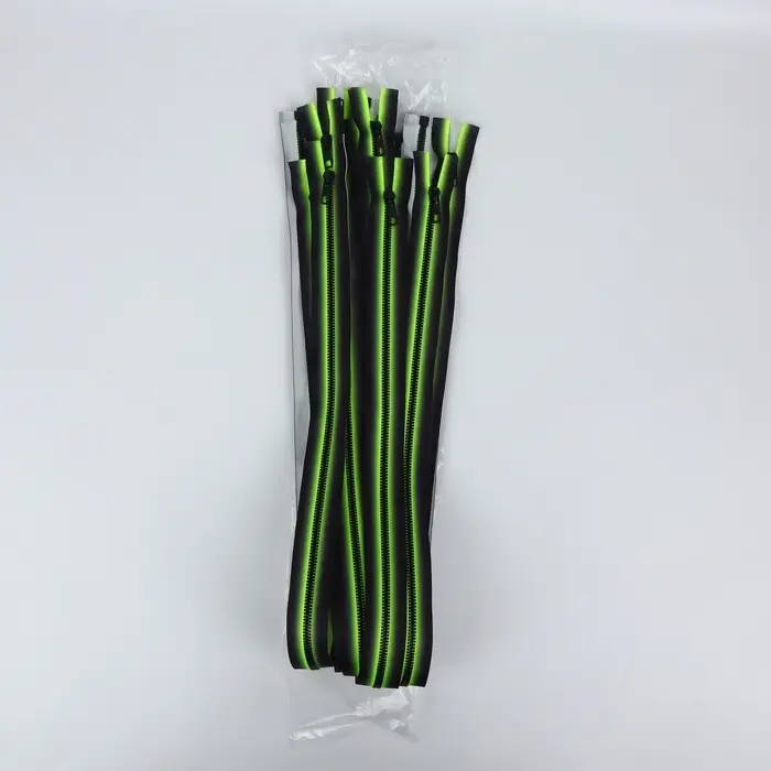 Молния &laquo;Трактор&raquo;, №5, разъёмная, замок автомат, 90 см, зелёная, чёрная