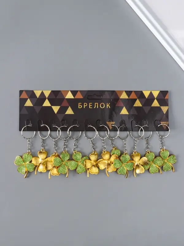 Брелок металл со стразами "Клевер" золото 3,8х3,8х0,3 см