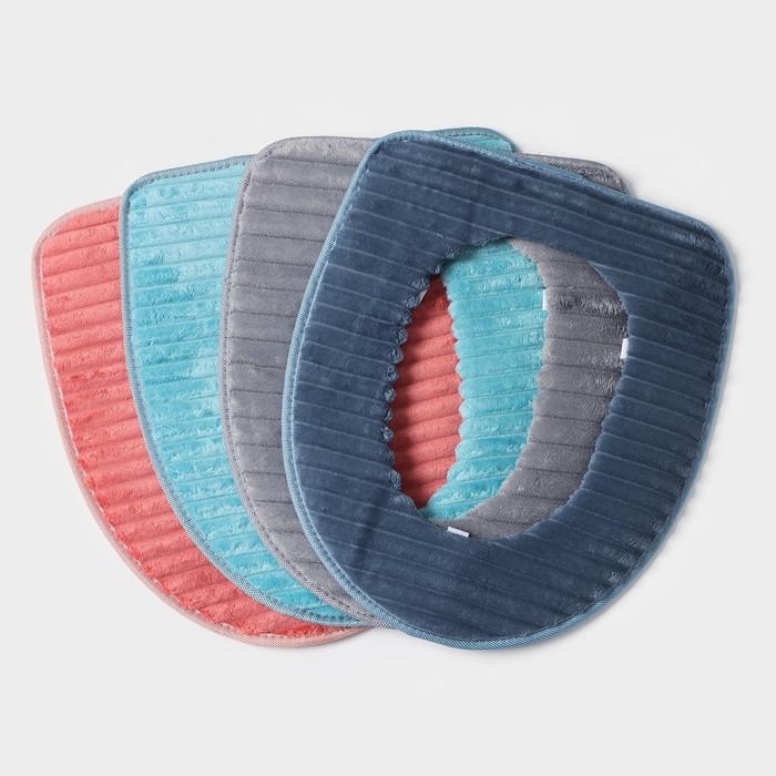 Чехол на сиденье для унитаза на липучках Доляна &laquo;Плюша&raquo;, 37&times;42 см, цвет МИКС