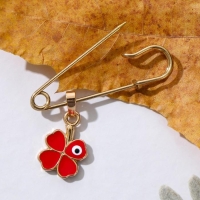 Булавка-оберег &laquo;Клевер&raquo; с глазком, 3,5см, цвет красный в золоте