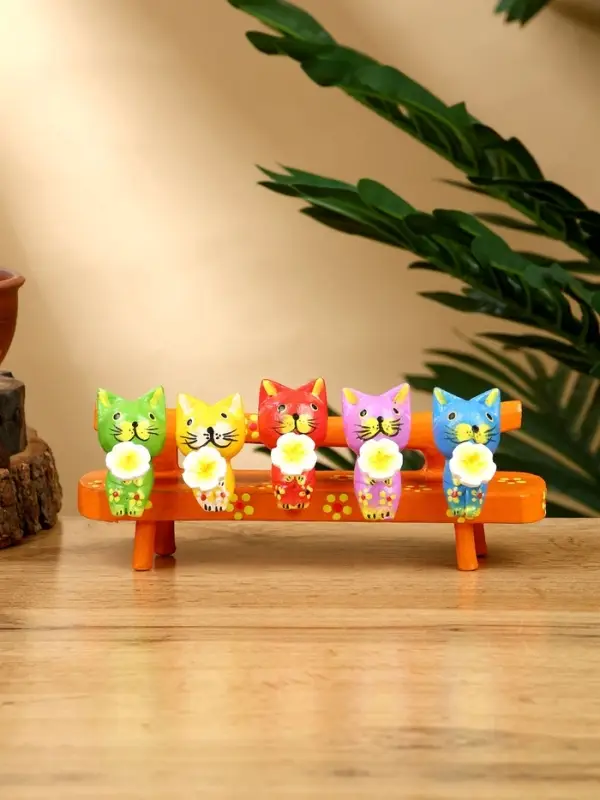Сувенир "Котята на скамейке" дерево 19х8х6 см, цв. оранжевый