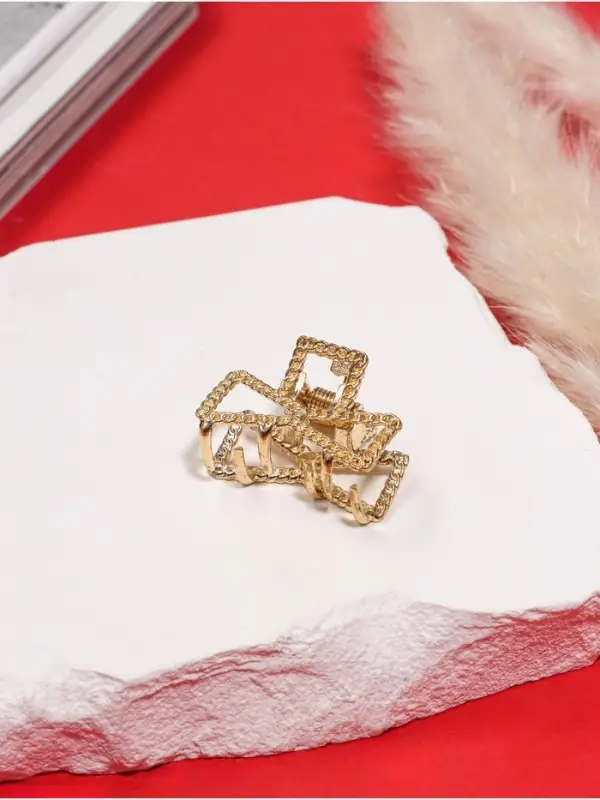 Крабик для волос &laquo;Эмма&raquo;, бантик, 2.5 см, золото