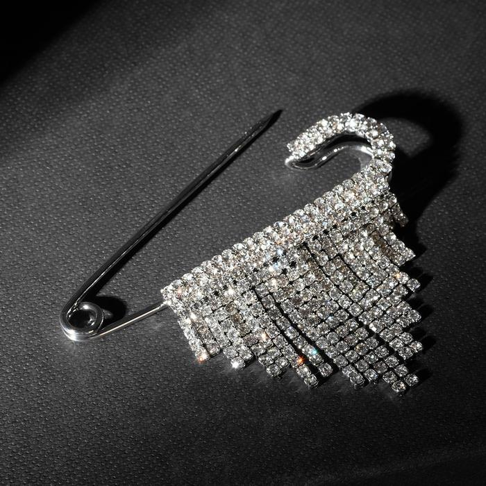 Булавка &laquo;Торжество&raquo; каскад, 7см, цвет белый в серебре