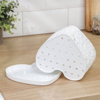 Подставка под столовые приборы &laquo;Сердце&raquo;, 17&times;18,5&times;15,5 см, цвет белый