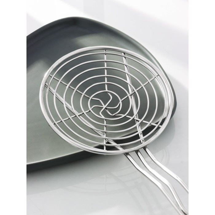 Шумовка спиральная из нержавеющей стали Доляна &laquo;Индия&raquo;, 50&times;14,5 см