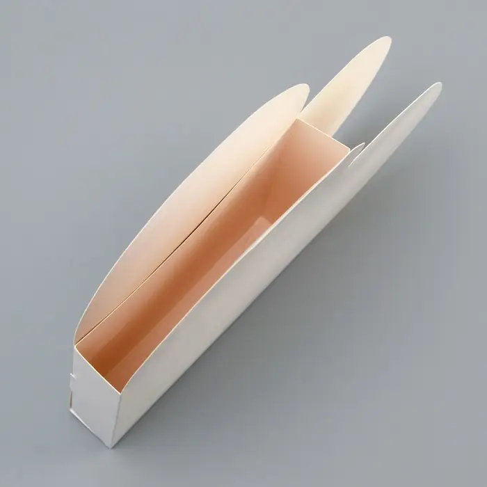 Коробка для конфет, 15&times;15&times;3 см, белый