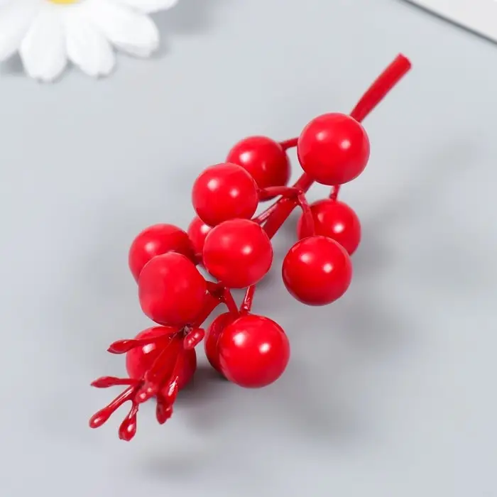Декор для творчества "Веточка с ягодами 12 ягод"  красные 11,5 см