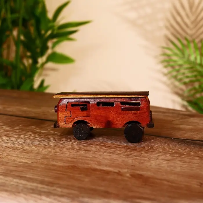 Сувенир "Автобус" тиковое дерево 13х4,5х7 см