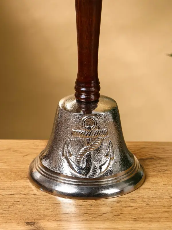 Колокольчик "Якорь" алюминий, с деревянной ручкой 12х12х24 см