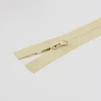 Молния &laquo;Спираль&raquo;, №7, разъёмная, водонепроницаемая, замок автомат, 40 см, светло-бежевая