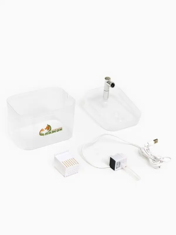 Фонтан для кошек и собак 1,5 л, 16,5 х 13 х 12 см, евророзетка, прозрачный