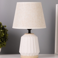 Лампа настольная "Грани" 1х40Вт Е27 белый 20х20х31см МОДЕЛЬ: